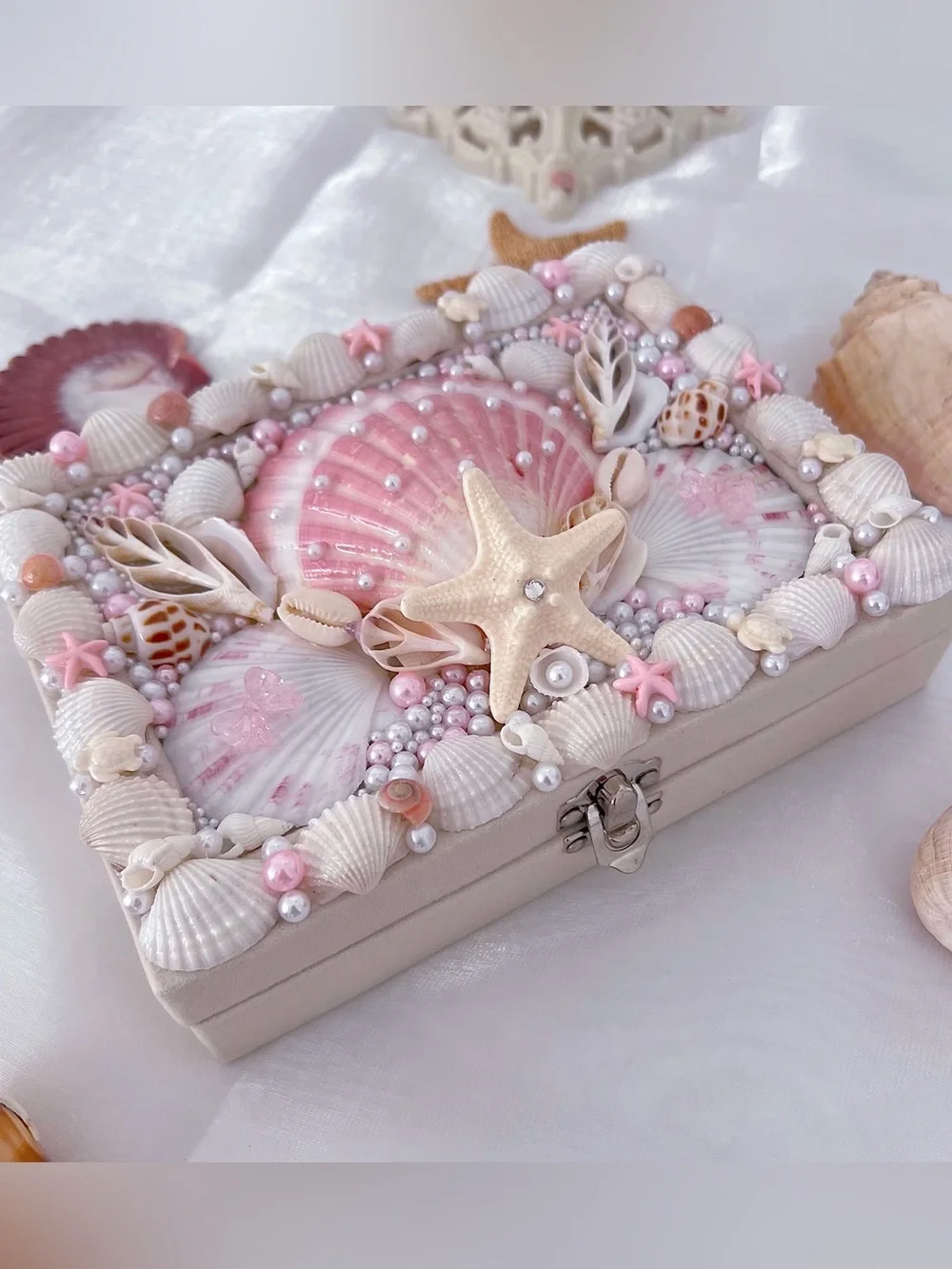 Handmade Seashell Pearl Embellished Jewelry Box - Pink